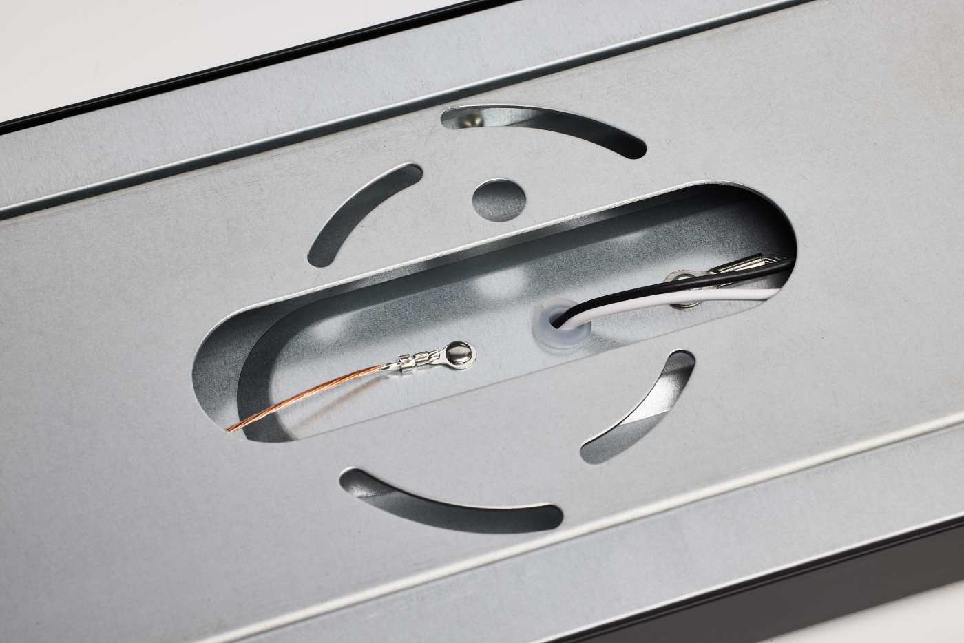 LED Black Surface Mount; 32 Watt; 5.5 in. x 36 in; CCT