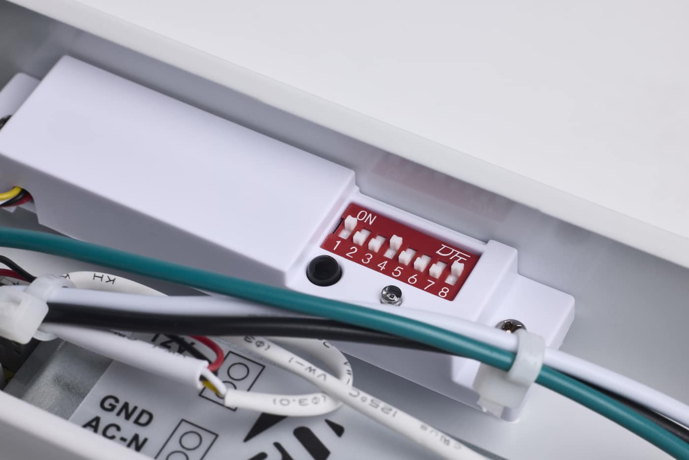 Satco 2-foot white LED linear strip light with OCC sensor, adjustable CCT, ideal for energy-efficient lighting in modern spaces.
