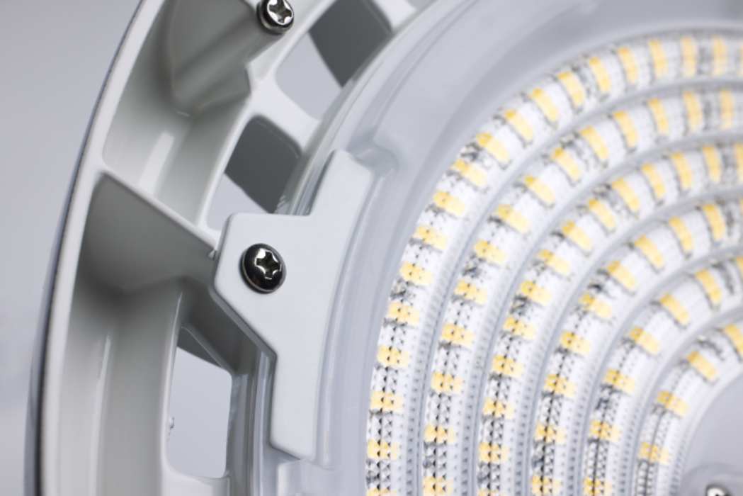 Satco 100W UFO LED High Bay fixture in white, 5000K, 14400 lumens, suitable for 120-277V industrial or commercial lighting