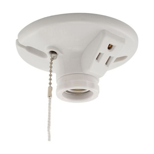 Cooper Eaton two-piece plastic lamp holder with pull chain and outlet, 600W, medium base for wiring and lighting fixtures.