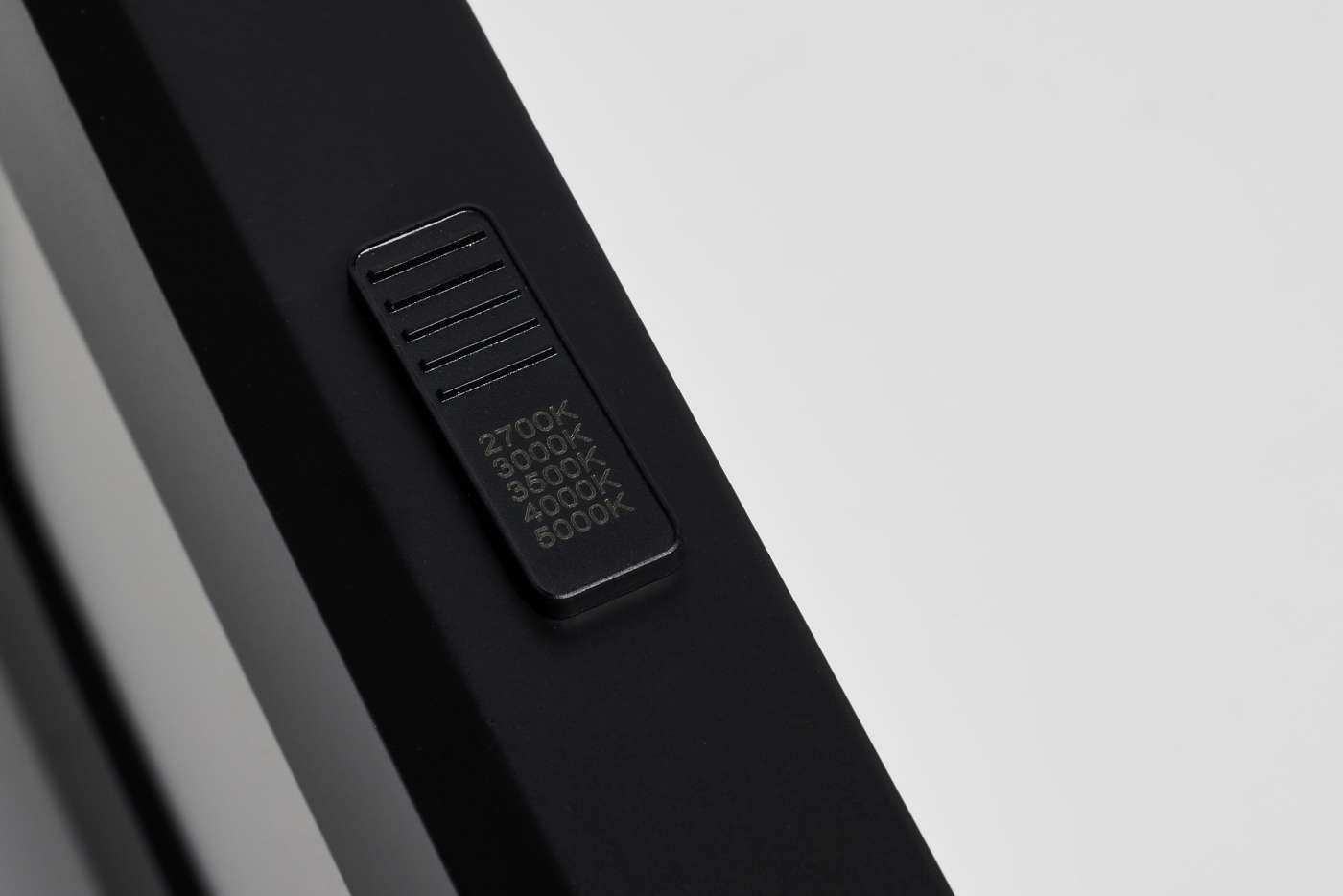 Satco LED black surface mount lighting fixture, 32W, 5.5x36 inches, CCT adjustable, 90 CRI, suitable for indoor use.