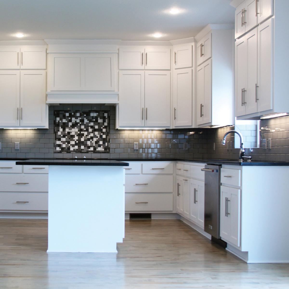 Satco 9 Watt 14-inch LED white under cabinet light with CCT selectable feature, providing bright task lighting for kitchens.