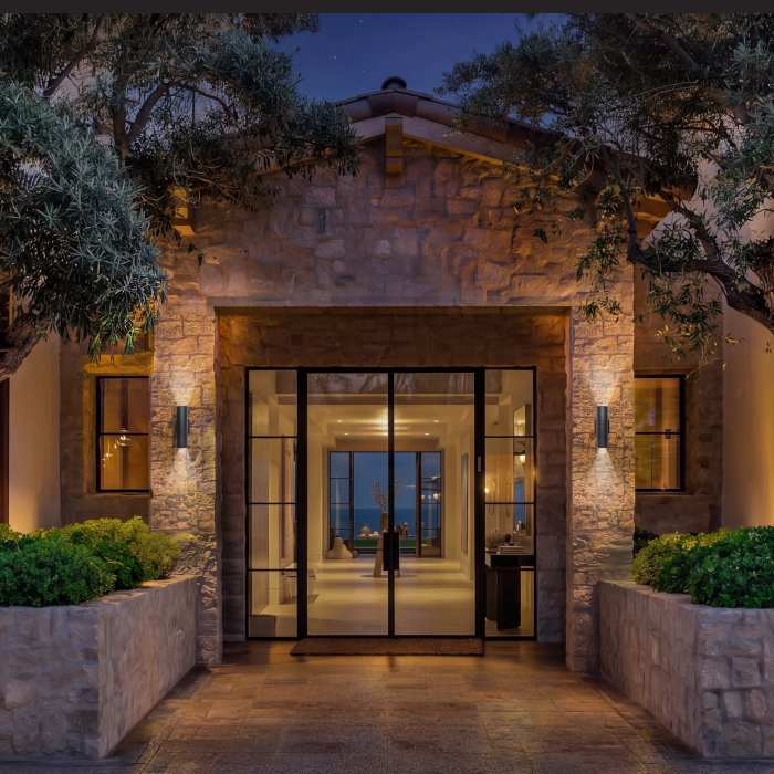 LED White 20 Watt; 3K/4K/5K CCT Selectable; Wall Sconce; Up or Down Installation; 120-277 Volt - Satco