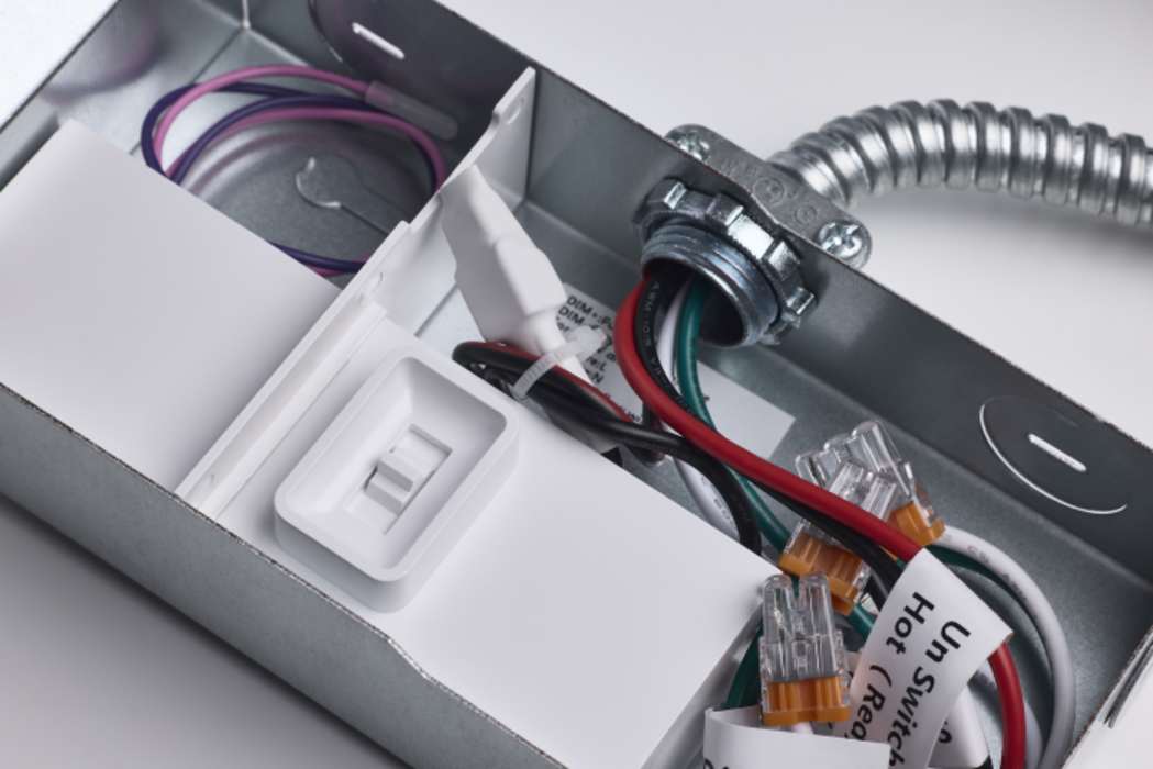 LED Direct Wire Downlight;  6-Inch; with Integrated Emergency and Test Switch-CCT