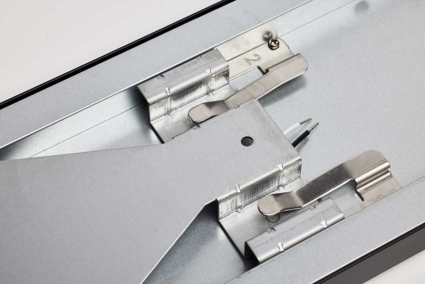 LED Black Surface Mount; 32 Watt; 5.5 in. x 36 in; CCT